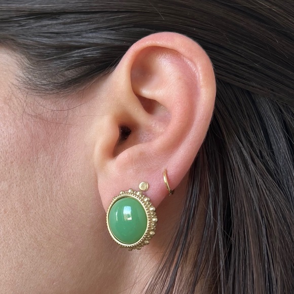 Gold studs - Picture 4 of 4